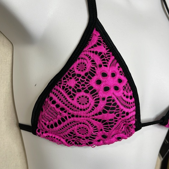 NEW! BLACK LIGHT HOT PINK & BLACK LACE DANCE THONG BIKINI SET OSFM - Picture 5 of 11